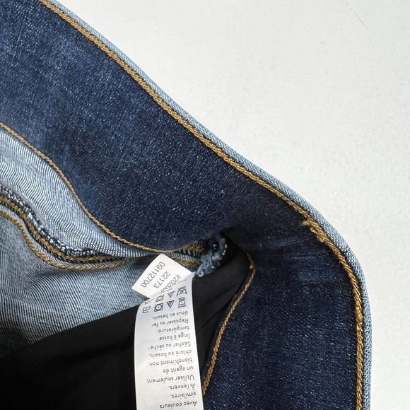 Spanx Distressed Ankle Skinny Jeans NWT Medium Wash Size Small - Picture 9 of 12